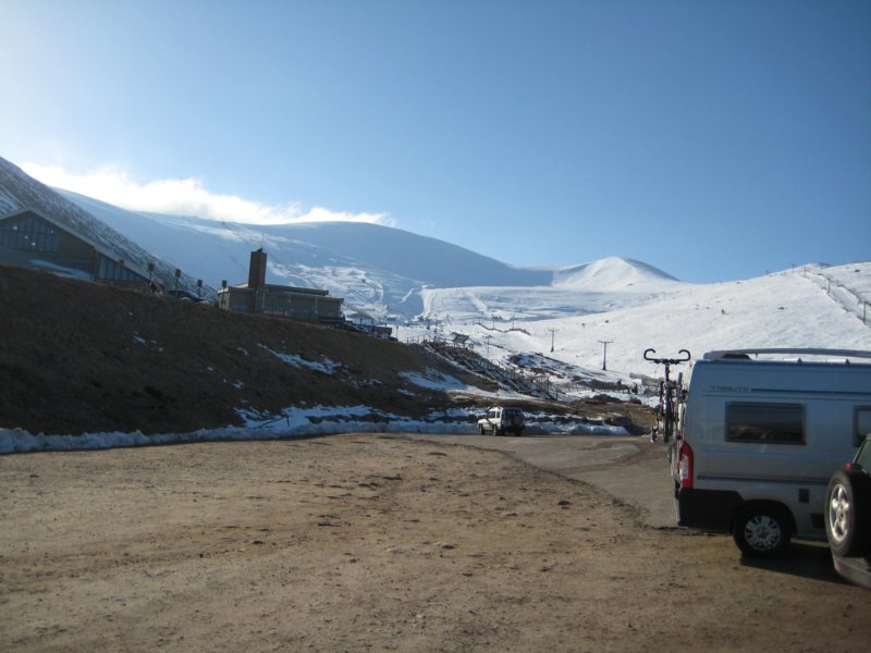 amincairngormcarpark.jpg
